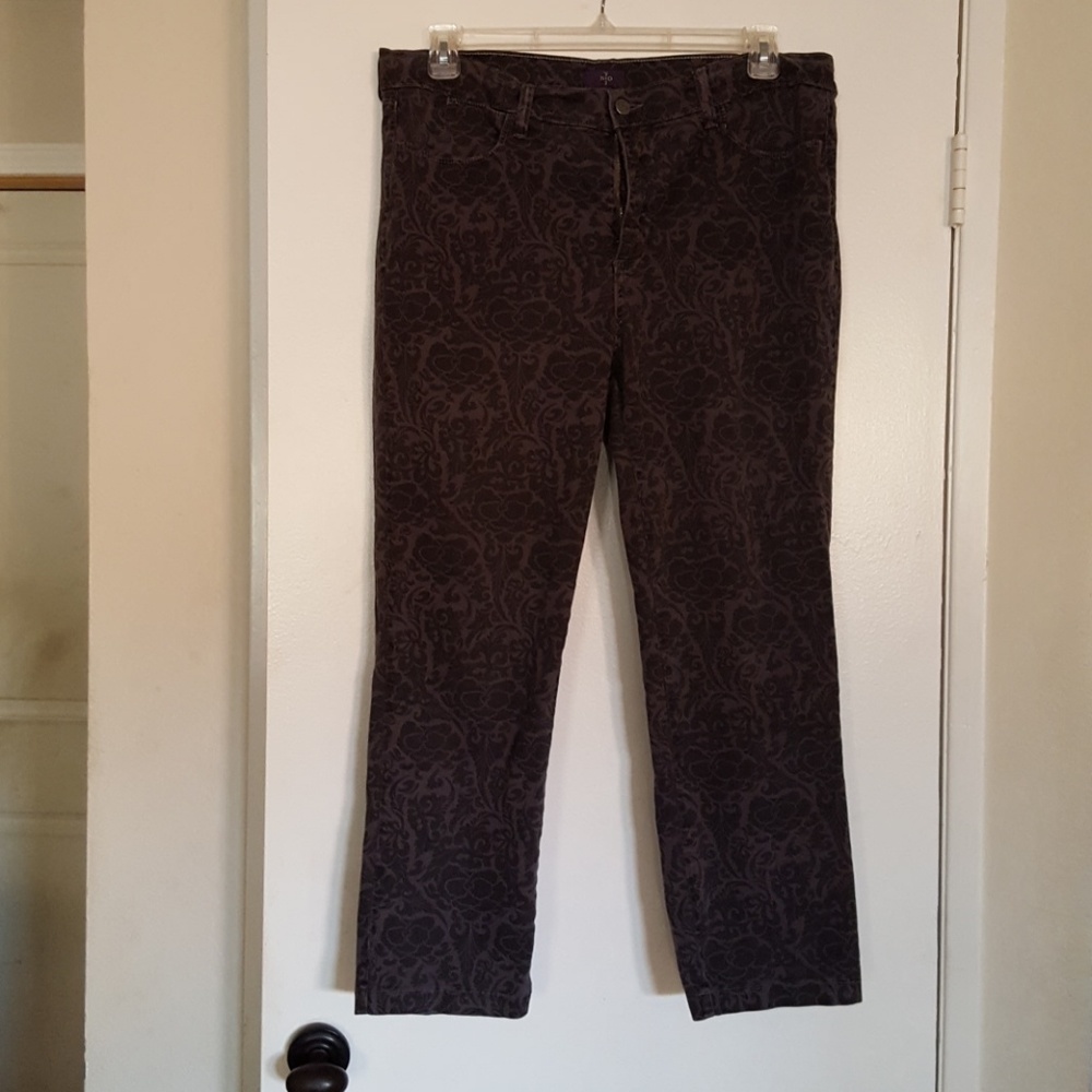 Skinny Leg Ankle Pants